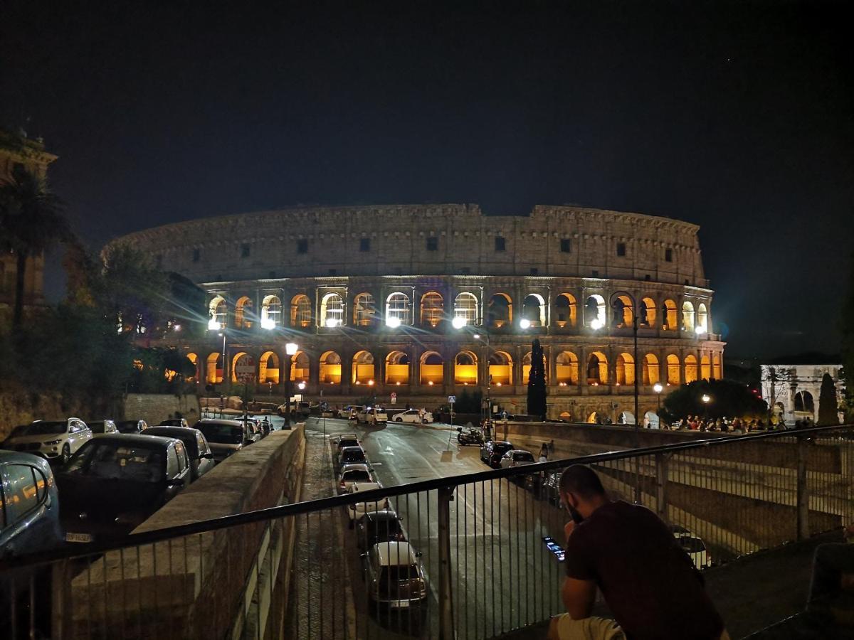 Superattico Sul Colosseo Roma Eksteriør bilde